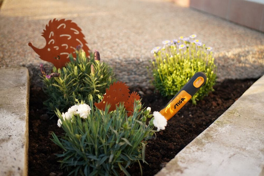 herramienta manual de jardinería - paleta trasplantadora